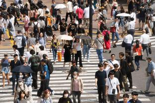 埃因霍温主帅：从阿森纳学到了很多 只考虑球员因素曼联无法争冠